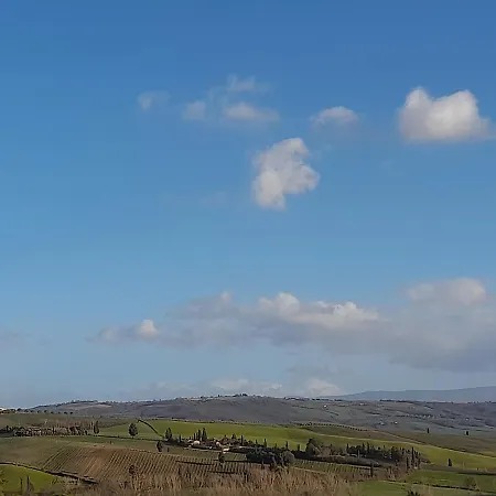 Un Passo Volta アパート Torrenieri